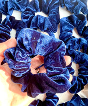 Load image into Gallery viewer, Velvet Scrunchie Combo
