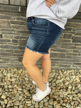 Load image into Gallery viewer, Maisie Jean Shorts - Curvy
